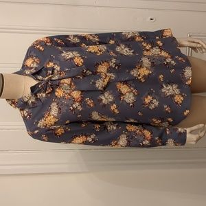 2/$14 Pleione Blouse with tie